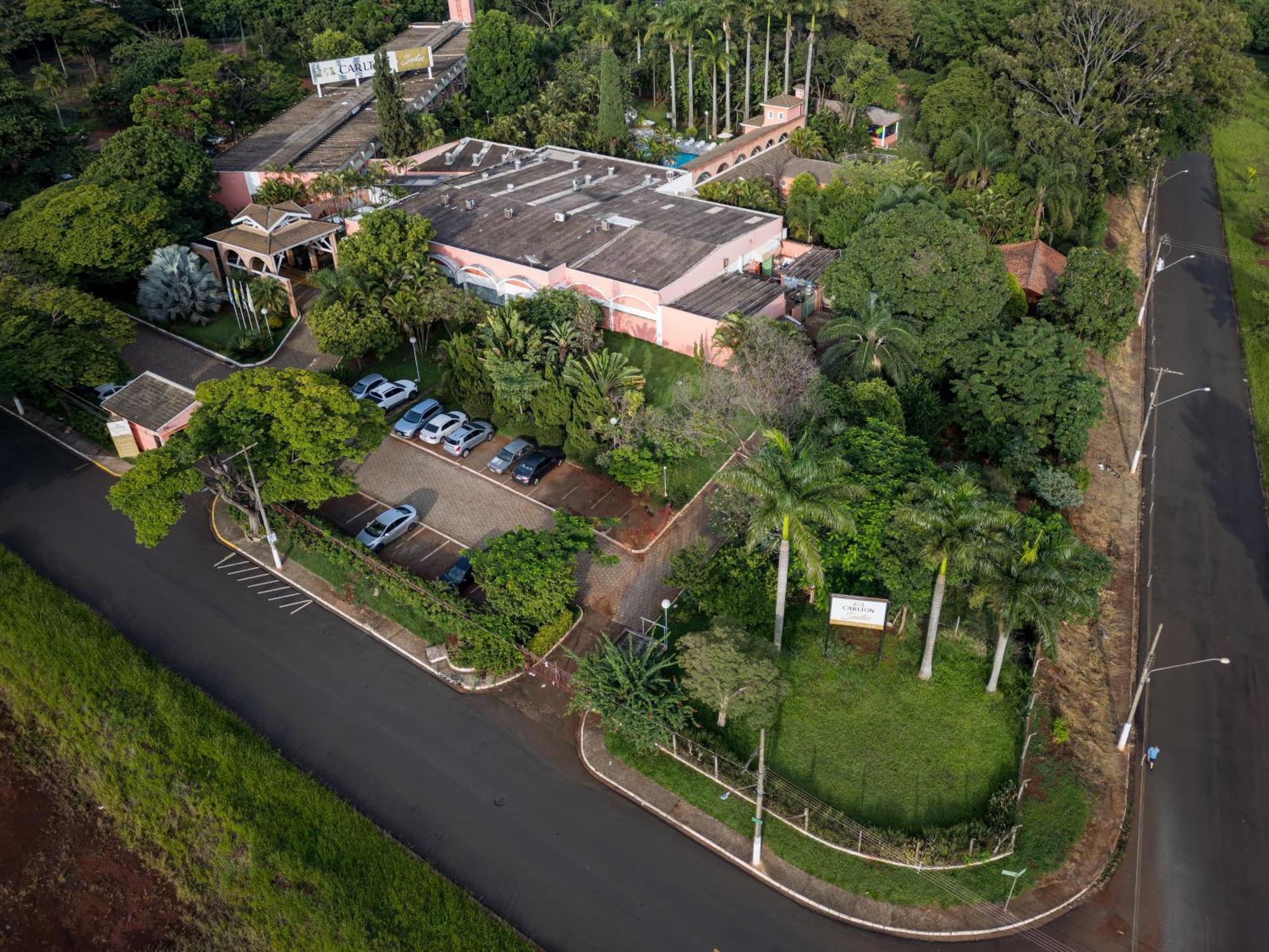 Carlton Suites Limeira Exterior foto