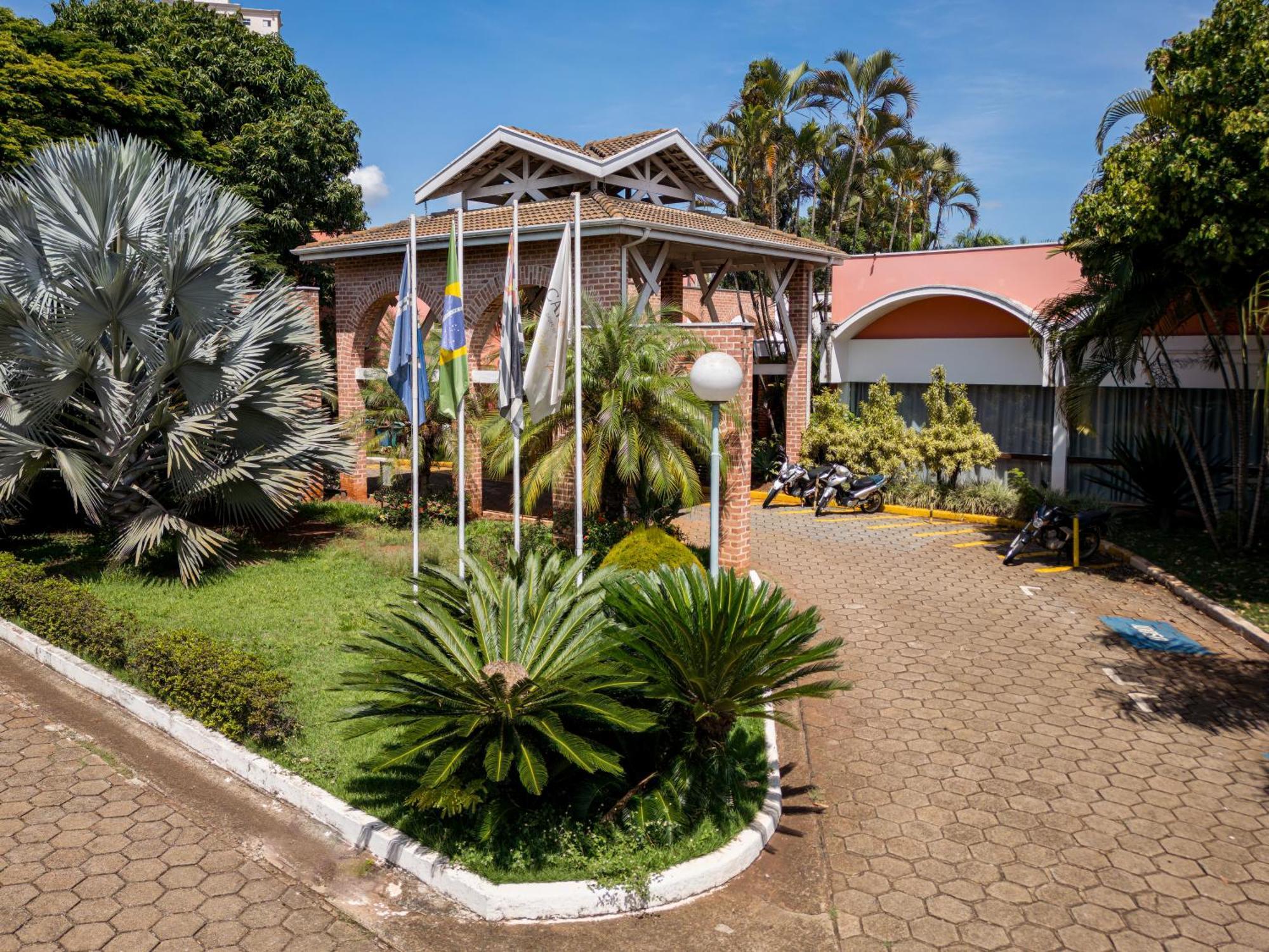 Carlton Suites Limeira Exterior foto